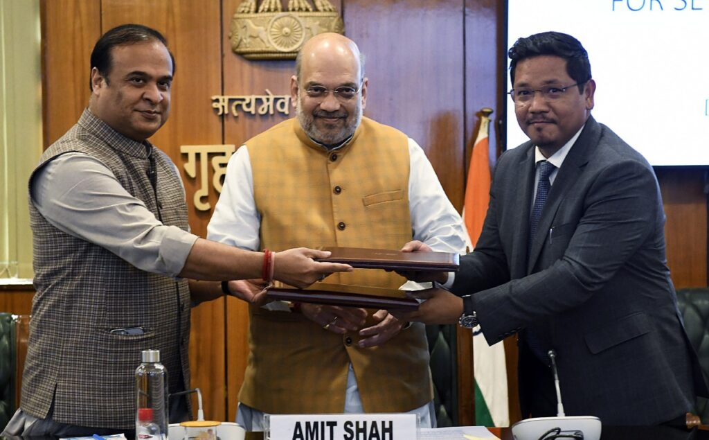 The signing of the MoU between Assam Chief Minister Himanta Biswa Sarma and Meghalaya Chief Minister Conrad Kongkal Sangma took place at the office of the Ministry of Home Affairs in the national Capital of Delhi.