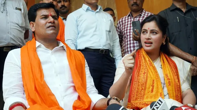 MLA Ravi Rana and her wife, MP Navneet Rana, were released from jail on Thursday
