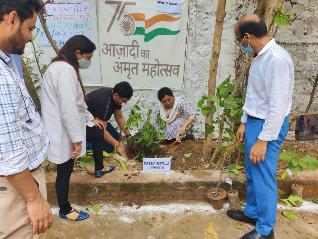 MCD’s AYUSH & Allopathy departments jointly conduct plantation drive in Mehrauli 
