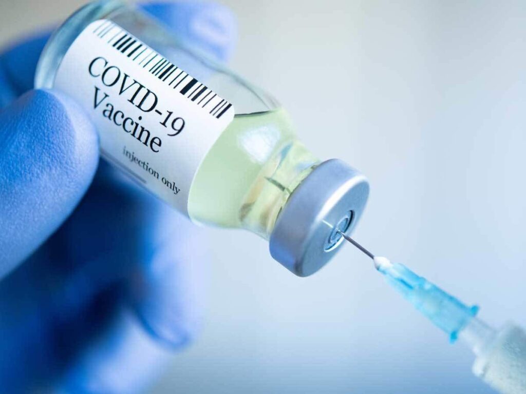 India crosses 200 crore Covid vaccine doses.