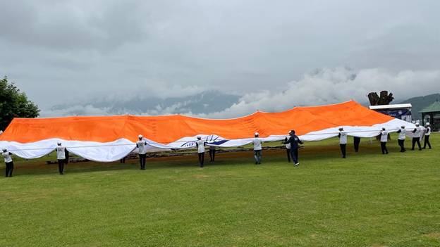 Institute of Hotel Management Srinagar and Himalayan Mountaineering Institute (HMI), Darjeeling in a joint effort displayed a 7500 Sq. Ft Indian Tricolour at the bank of Dal Lake at Srinagar on Monday