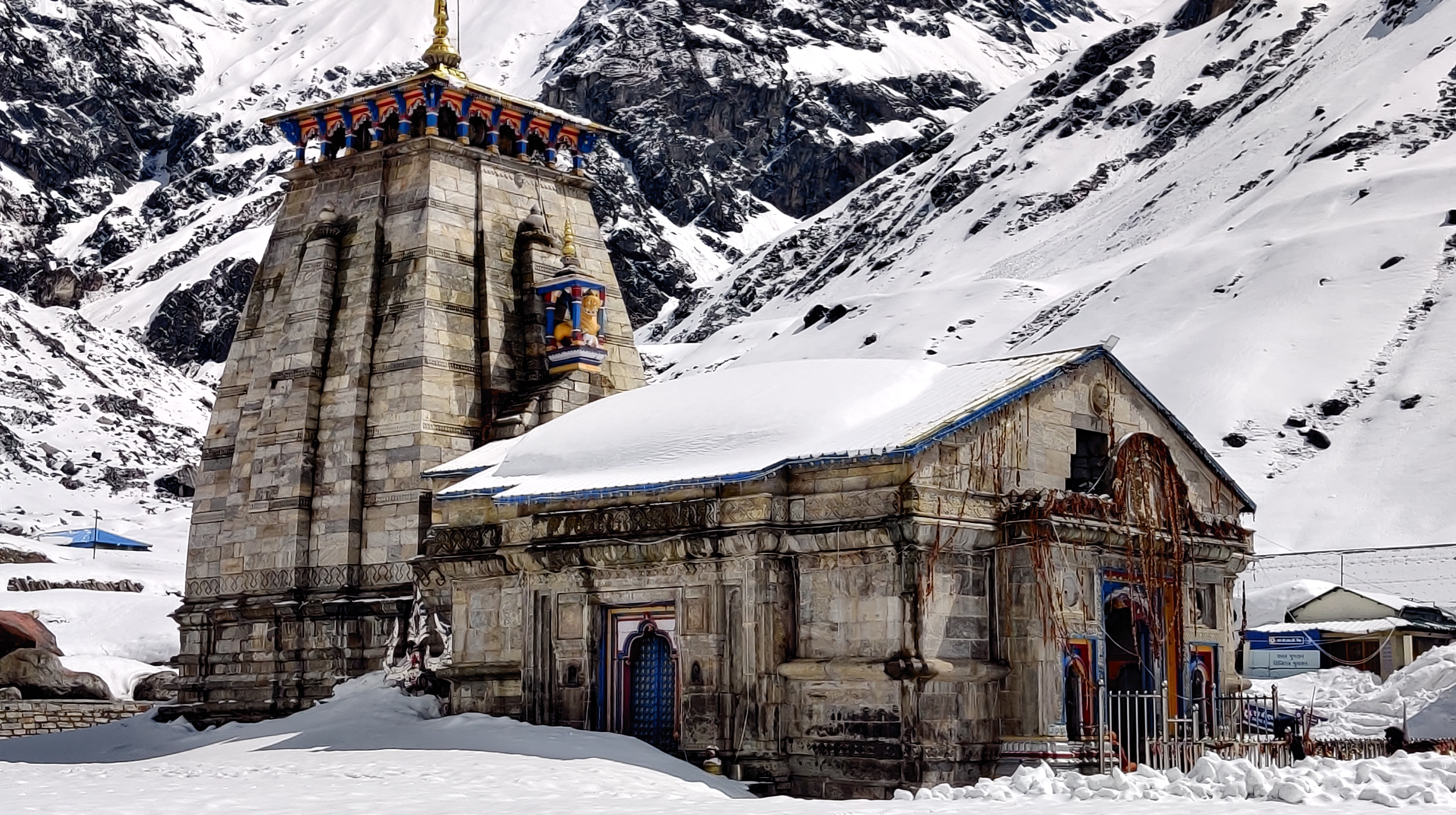 Gold-plating Kedarnath temple walls receives flak from priests. The Theorist