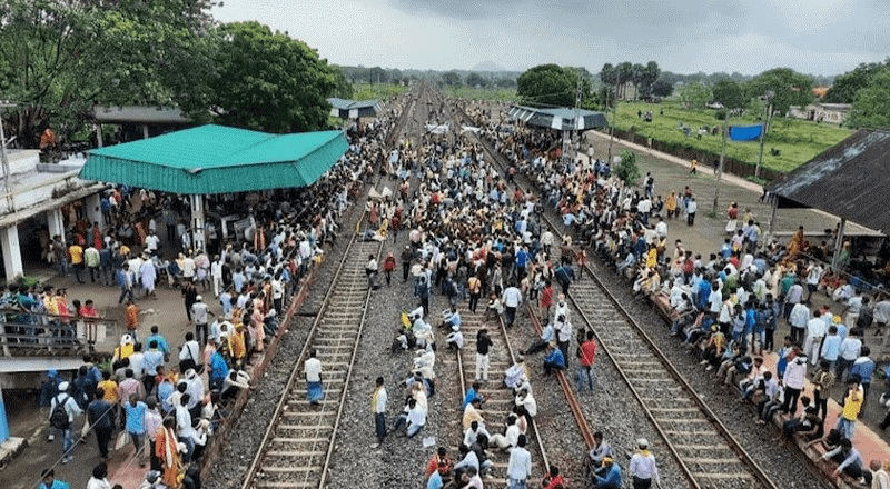 No let up in Kurmi agitation in Bengal, cancelled trains leave passengers in lurch . The Theorist