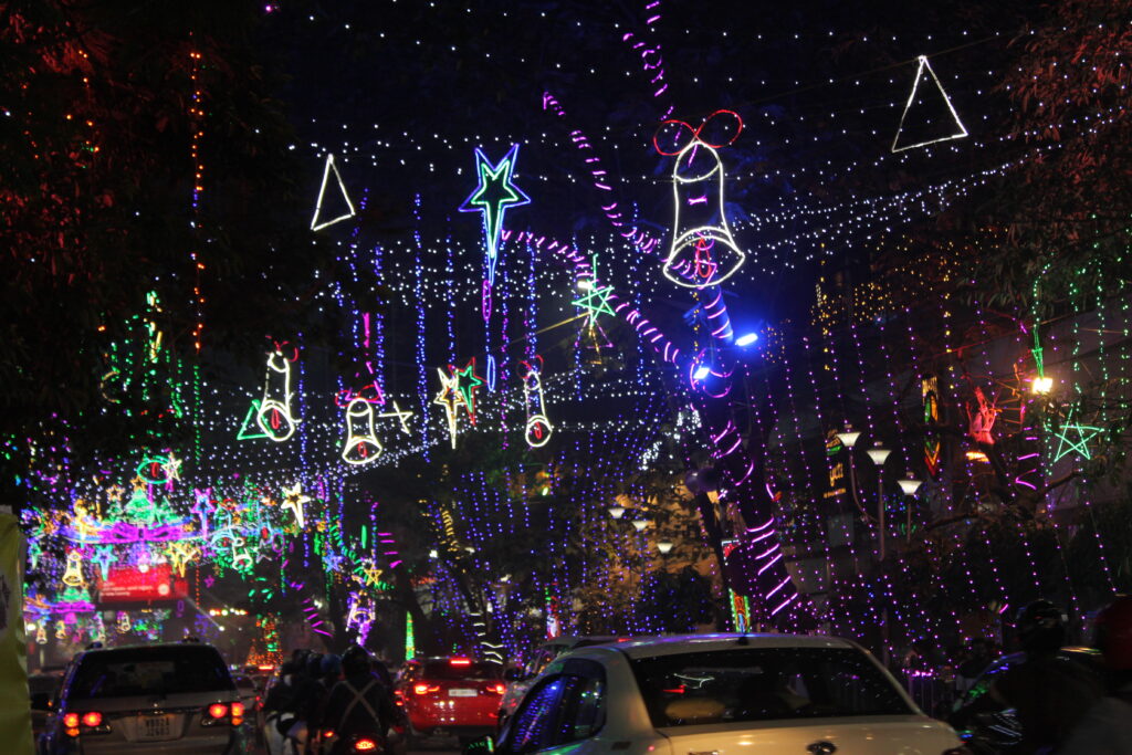 In Pics: Kolkata's Park Street decks up in Christmas fervour
