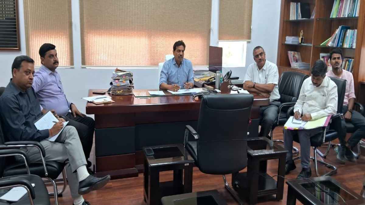 Jharkhand Chief Secretary, Jharkhand News, Jharkhand government health meeting