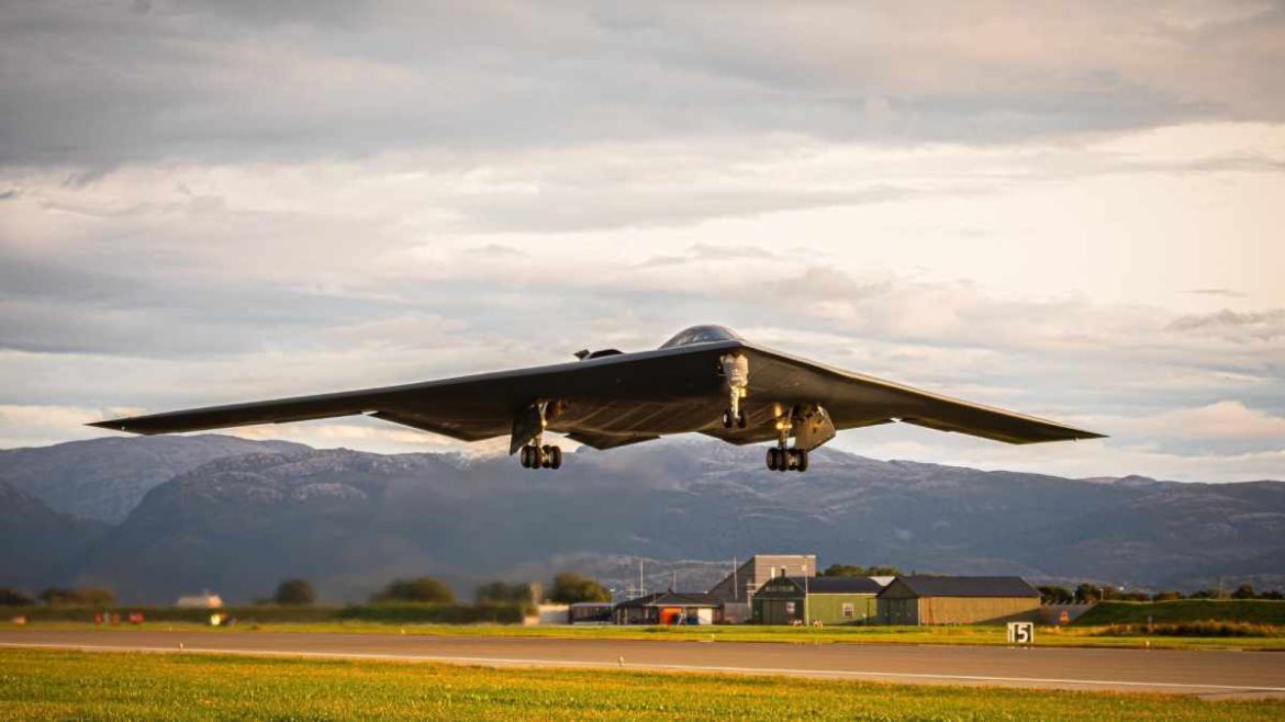 b2 stealth bomber, us iran tensions, iran, nuclear war,