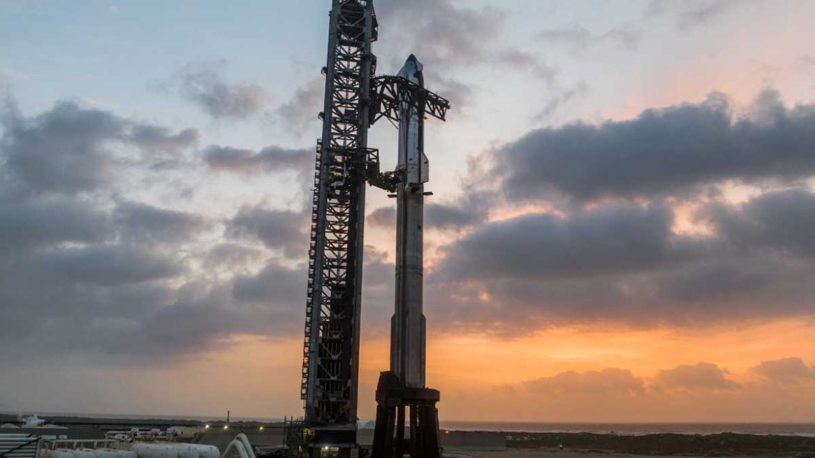 SpaceX Starship failure, Starship test flight crash, SpaceX Starship explosion 2025,