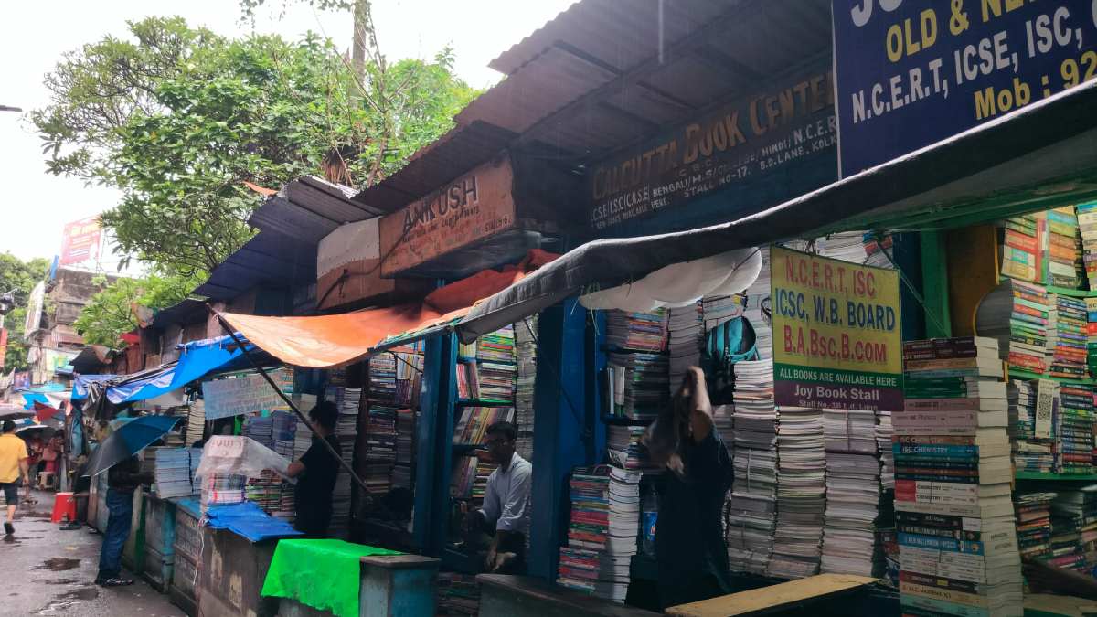 college street, boipara, books, book market, kolkata,
