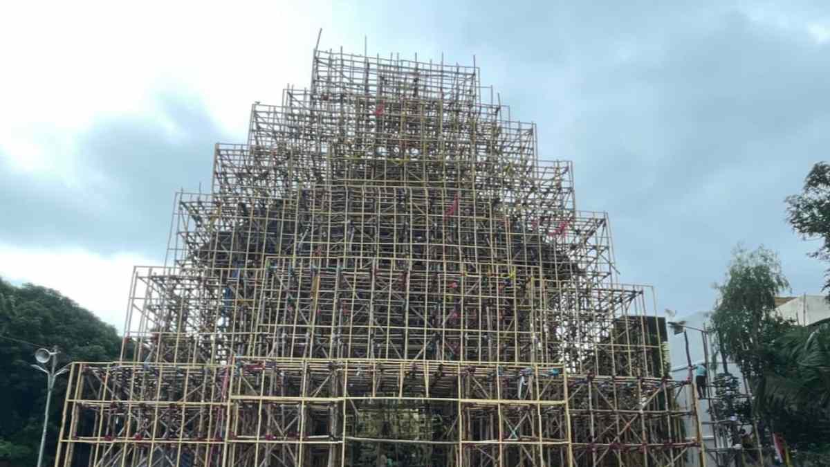 kolkata durga puja, kolkata, durga puja, pandal makers,