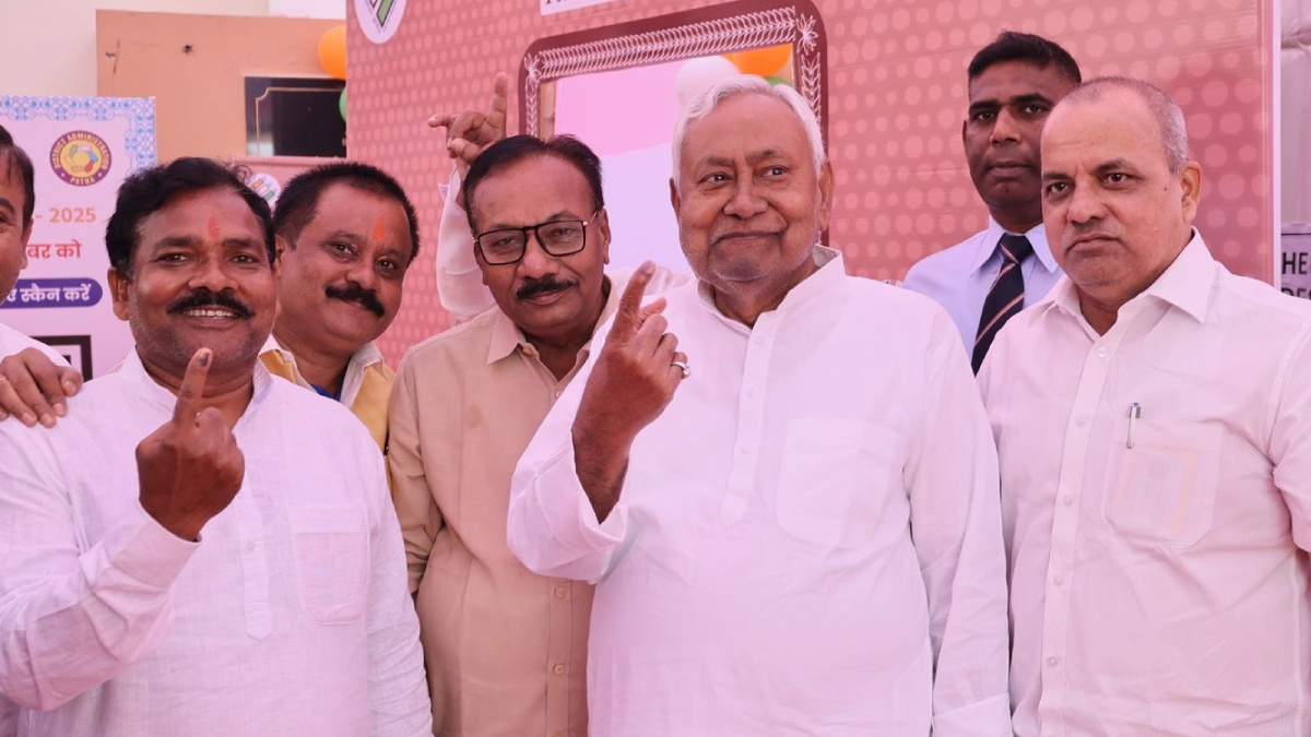 tejashwi yadav, lalu prasad, rabri devi, bihar assembly election 2025, bihar polls,